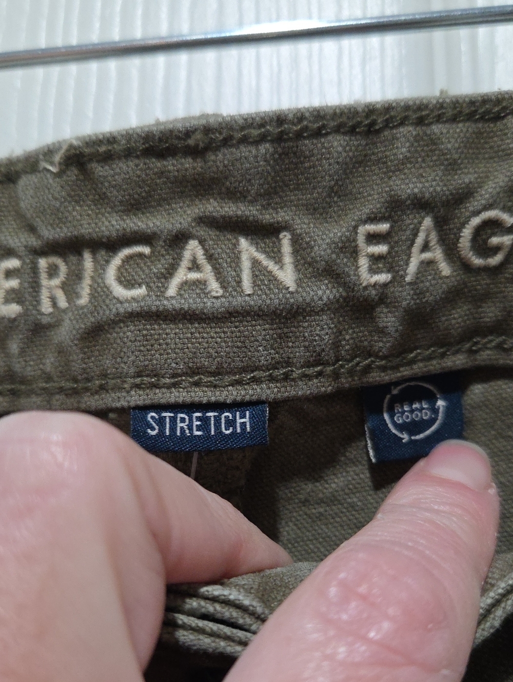 NWT American Eagle Outfitters Olive Chino Pants - Picture 4 of 5